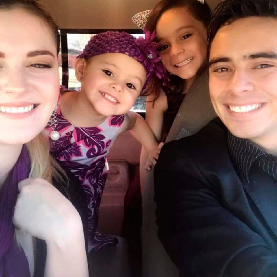 Allisson Lozz es madre de dos niñas, London Rose y Sydney. La joven dejó su carrera como actriz en 2009, tras terminar su participación en la telenovela ‘En nombre del amor’, para poder dedicarse completamente a su familia.