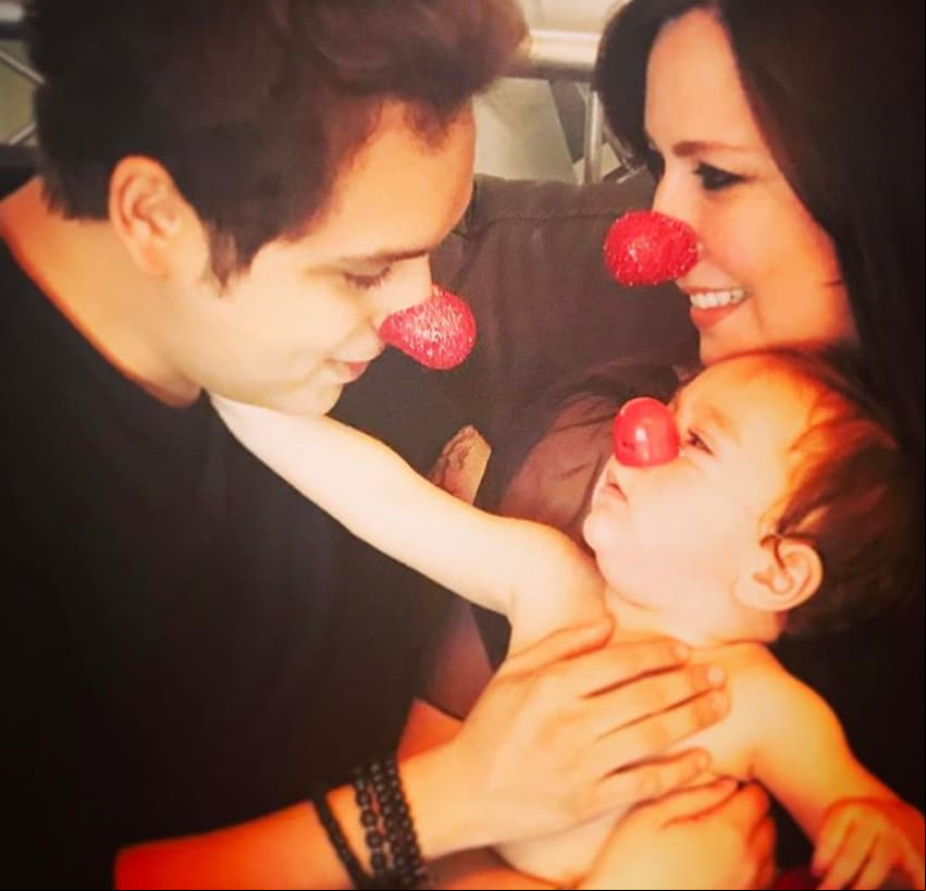 Aunque se conoce poco de su vida personal, Fabián ha mostrado en sus redes que formó una familia en su natal Monterrey, ya que es padre de un niño.