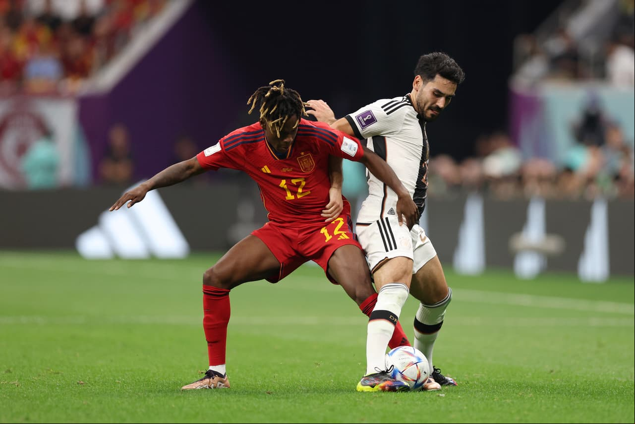 España y Alemania empatan 1-1 y los germanos corren serio peligro de quedar fuera del torneo.