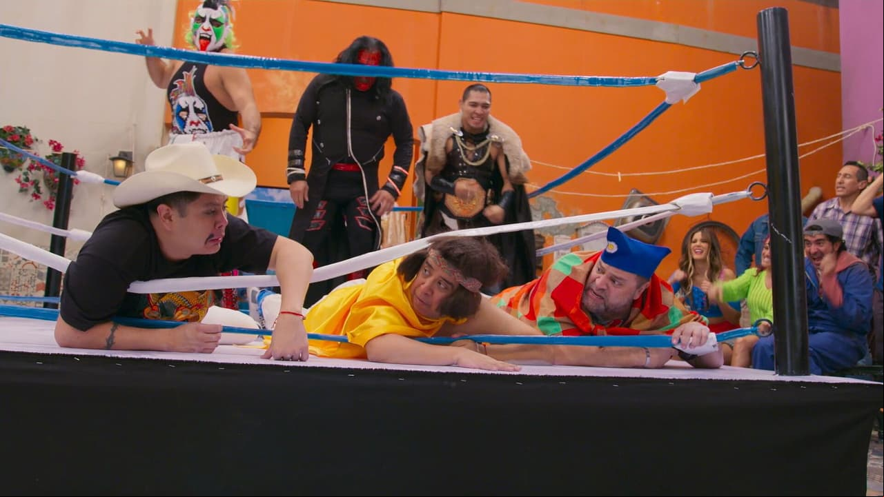 Así fue la divertida pelea de comediantes contra luchadores en ‘Bola de locos’