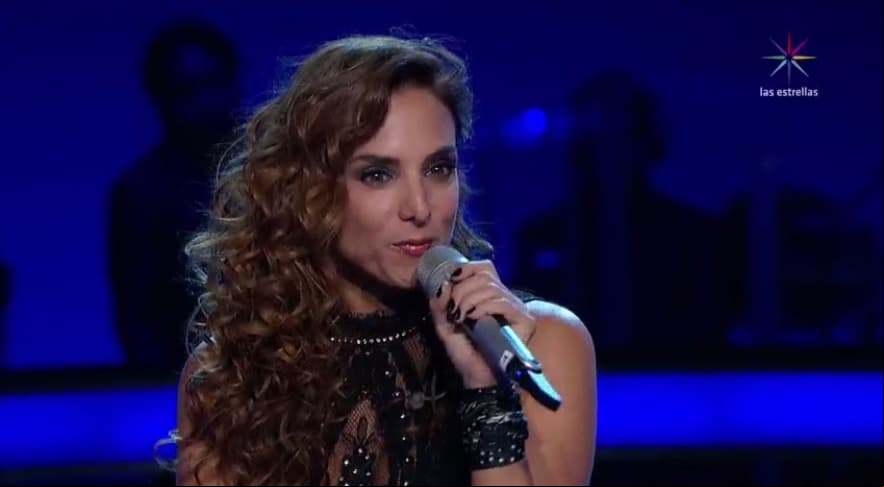Alexa provoca el enojo de Yuri al no querer cantar
