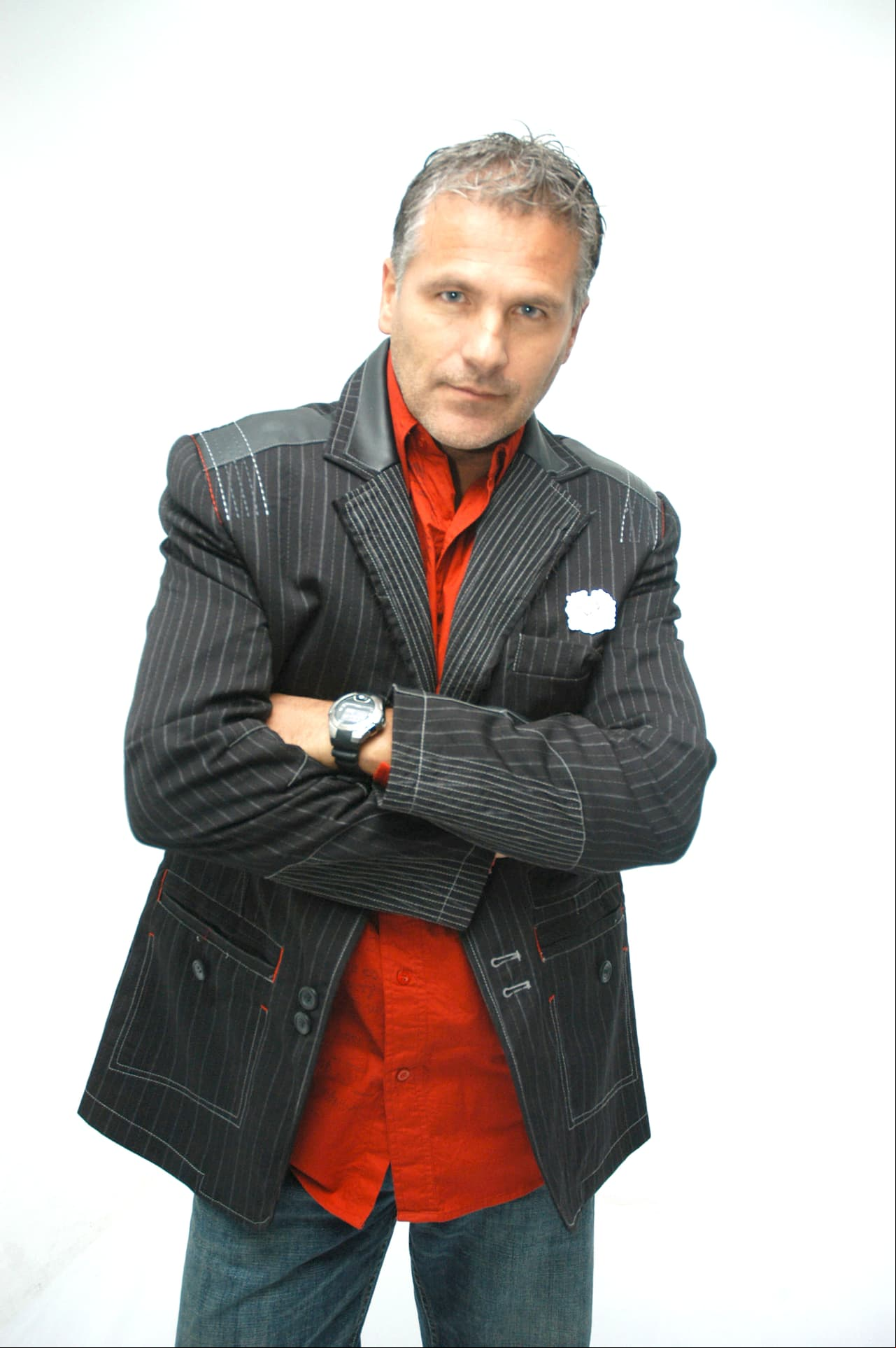 <b><a href="https://www.univision.com/programas/novelas/hector-soberon-cumplio-su-advertencia-inicio-un-proceso-legal-en-contra-de-quienes-lo-han-calumniado-fotos">Soberón</a></b>, por su parte, 
<b><a href="https://lasestrellas-tv.peliculasyseries.biz/_next/image?url=https://st1.uvnimg.com/e6/3f/616f1dcb455ca2f98d11a3a0a496/hectorsoberon87.jpg&w=1280&q=75 1280w