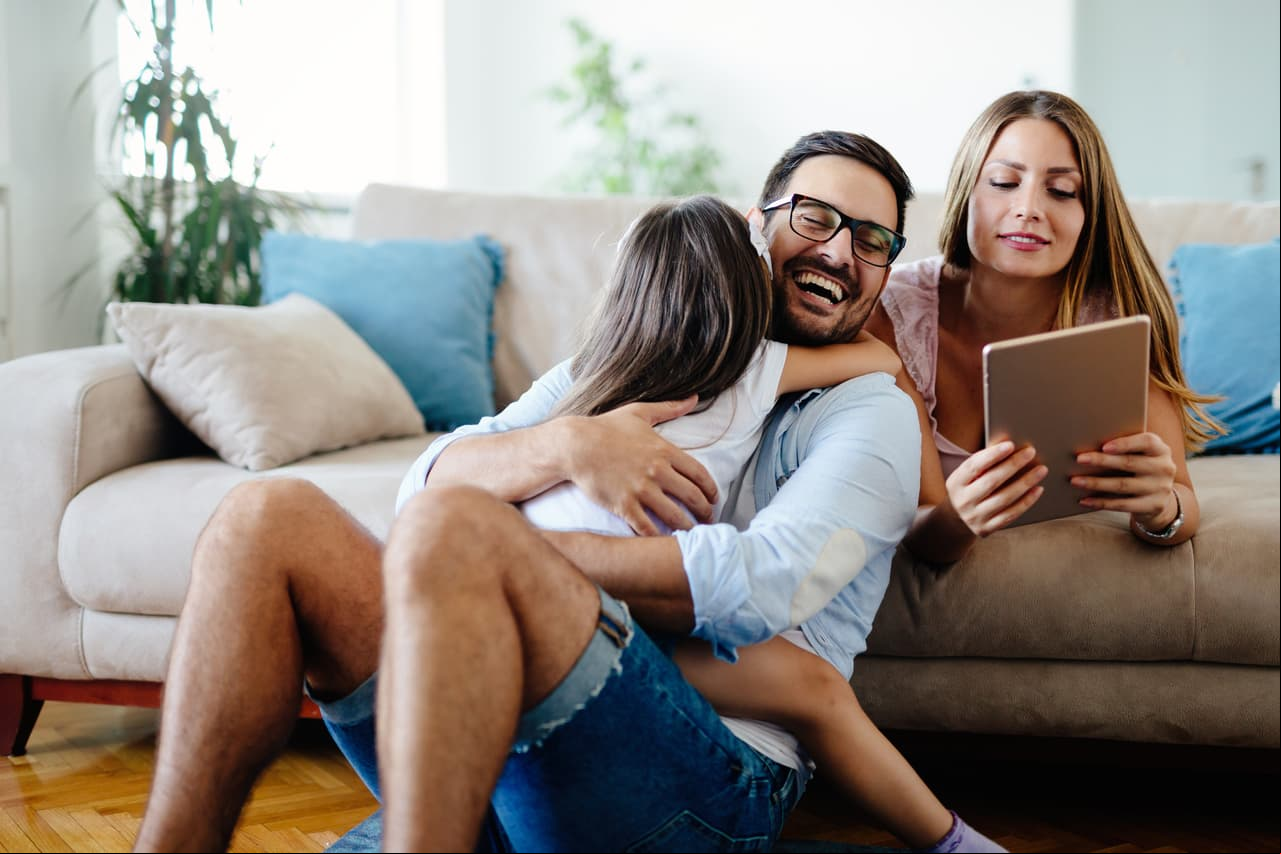 ¿Te enamoraste de una persona con hijos? ¡Aprende a manejar la situación!