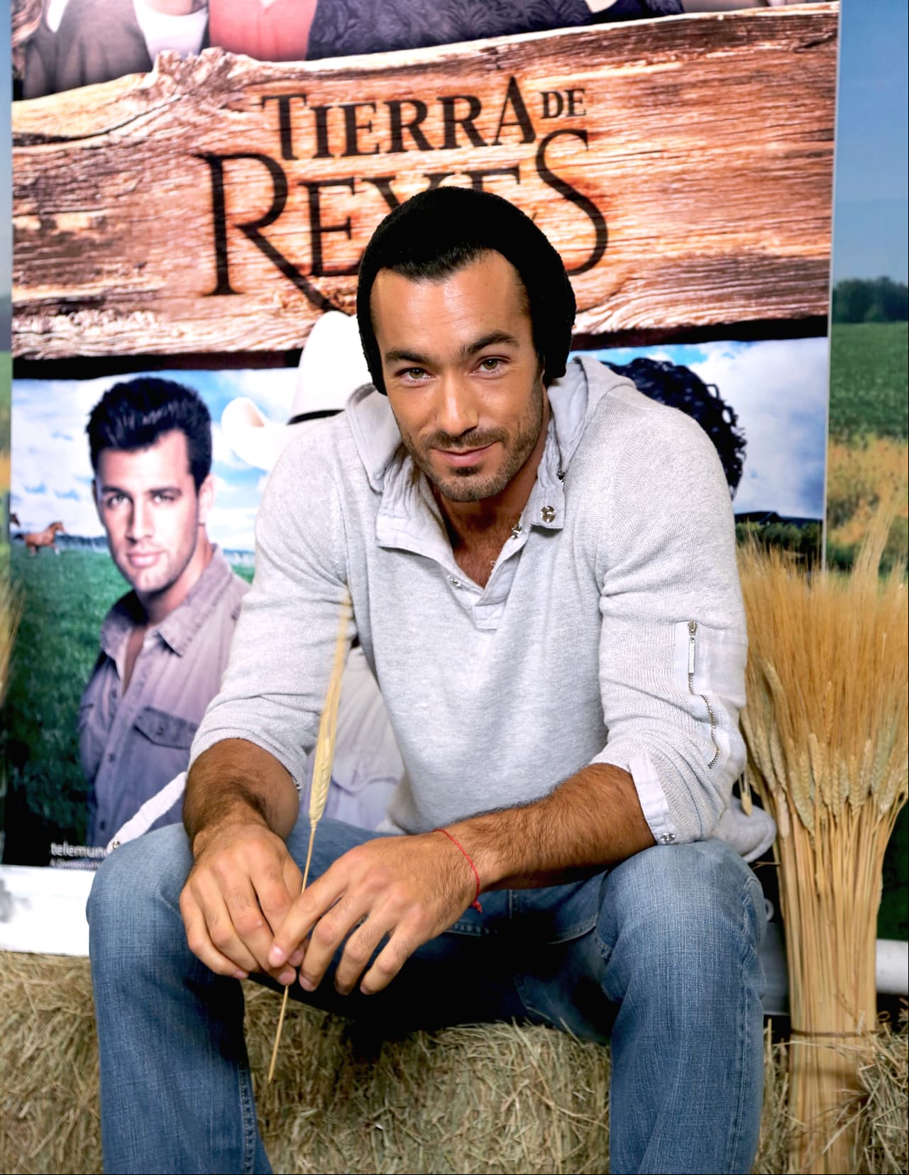 Después de participar en la serie estadounidense, el actor regresó a las telenovelas en aquel país para la comunidad latina como: ‘El Talismán’, ‘Rosario’ (2012), ‘Los Miserables’ (2014) y ‘Tierra de Reyes’ (2014).