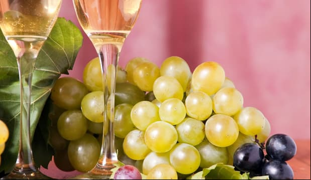 ¿Por qué la gente come 12 uvas el 31 de diciembre?