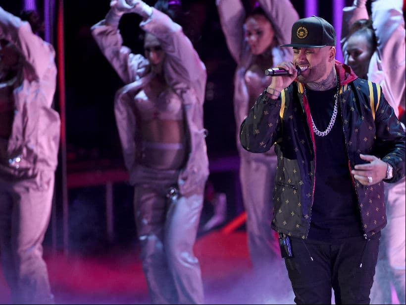 Nicky Jam tiene 45 colaboraciones con intérpretes en los que destacan Enrique Iglesias, Farruko, Plan B, Bad Bunny, Wisin y más.