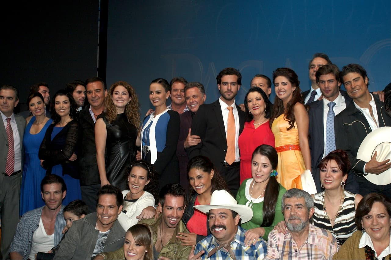 En 2015, la estrella de televisión formó parte del elenco de ‘La sombra del pasado’, que encabezó Alexis Ayala, Alejandra Barros, Michelle Renaud y Pablo Lyle.
