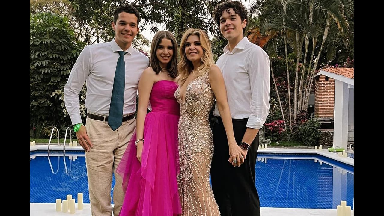 Itatí Cantoral protagonizó foto con sus hijos, quienes publicaron imágenes con la hija de Mayrín Villanueva