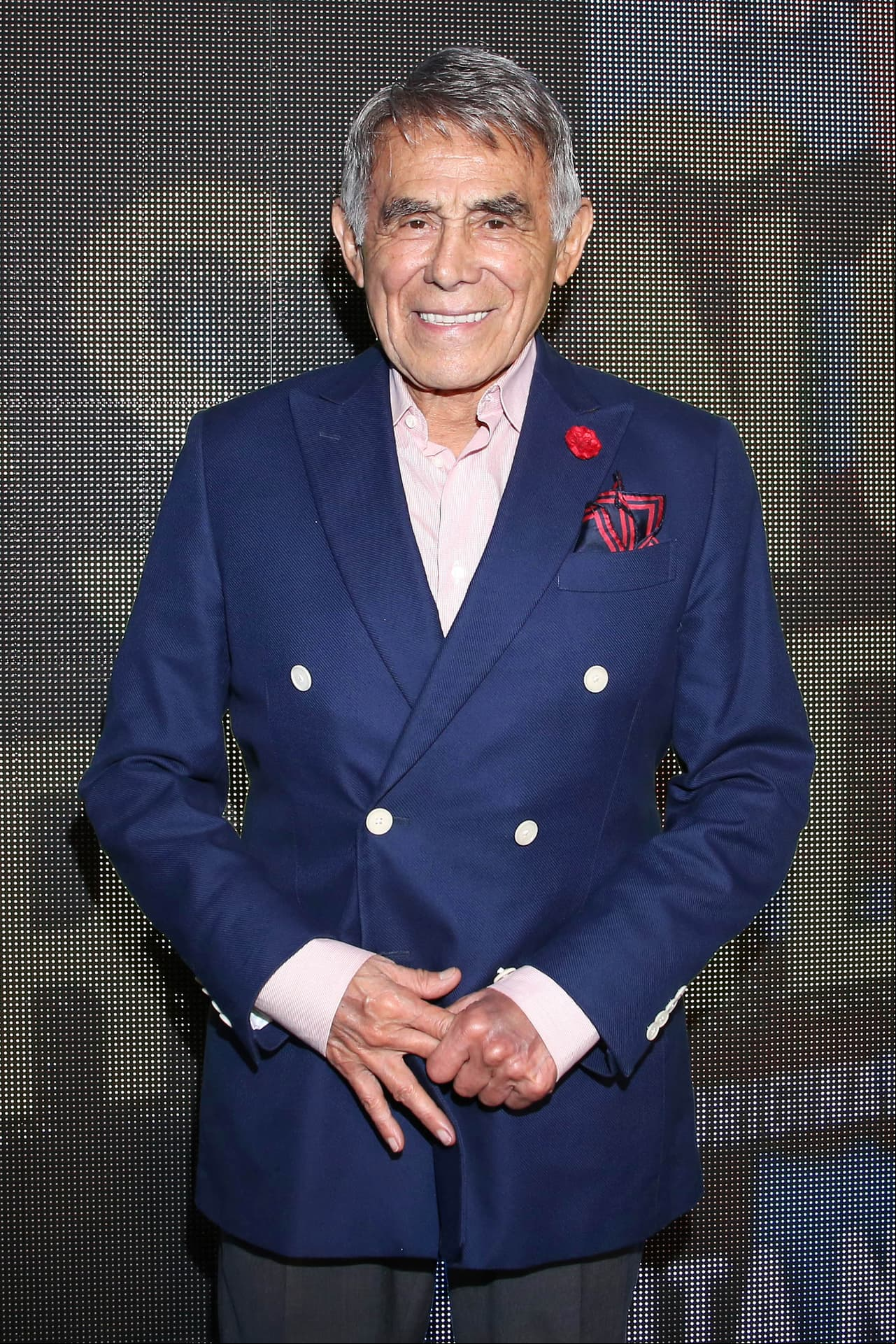 La leyenda de la comedia, Héctor Suárez, murió el 2 de junio a los 81 años de edad a consecuencia de un paro cardiorrespiratorio mientras dormía.