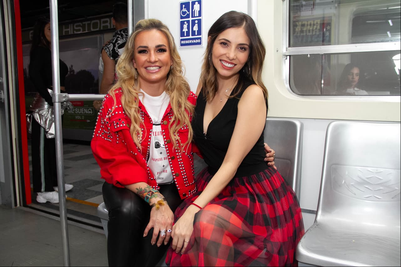 Con Gloria Aura.