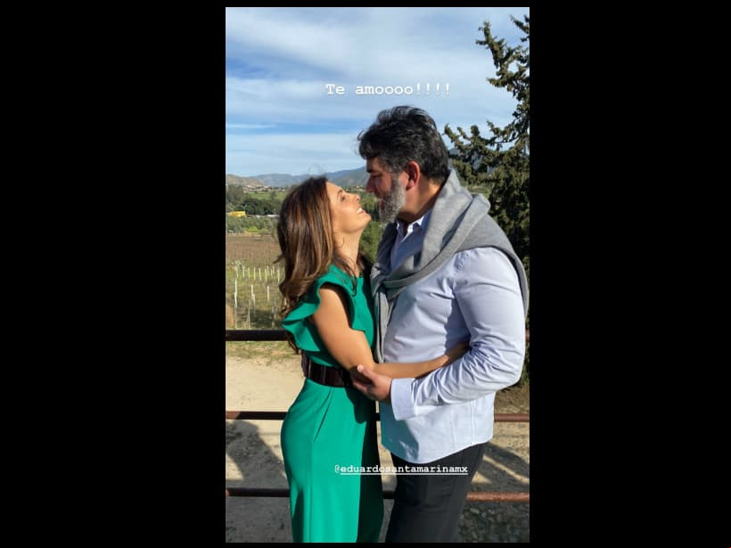 Mayrín Villanueva y Eduardo Santamarina celebran 11 años de casados.