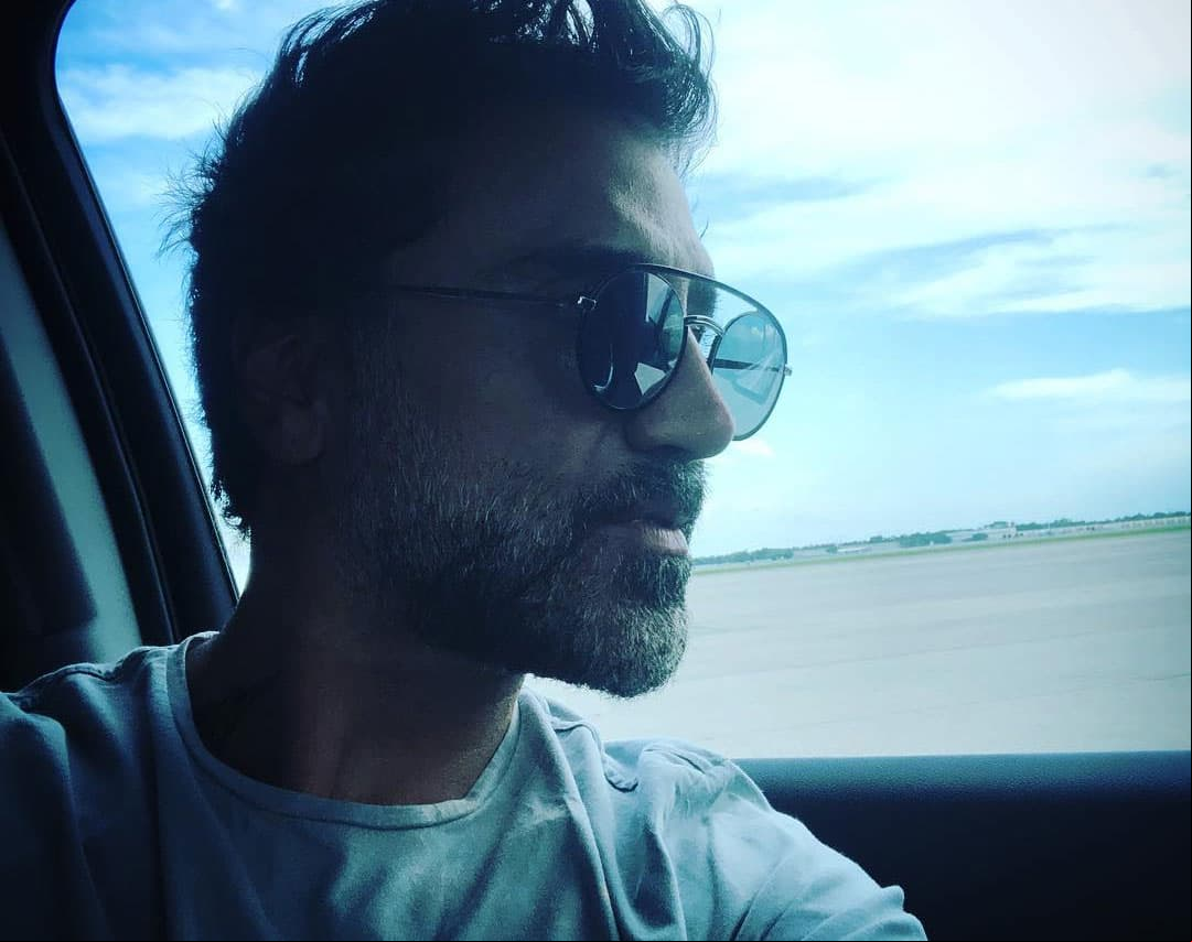 Alejandro Fernández se refiere al incidente en el avión y hasta sospecha un ‘complot’