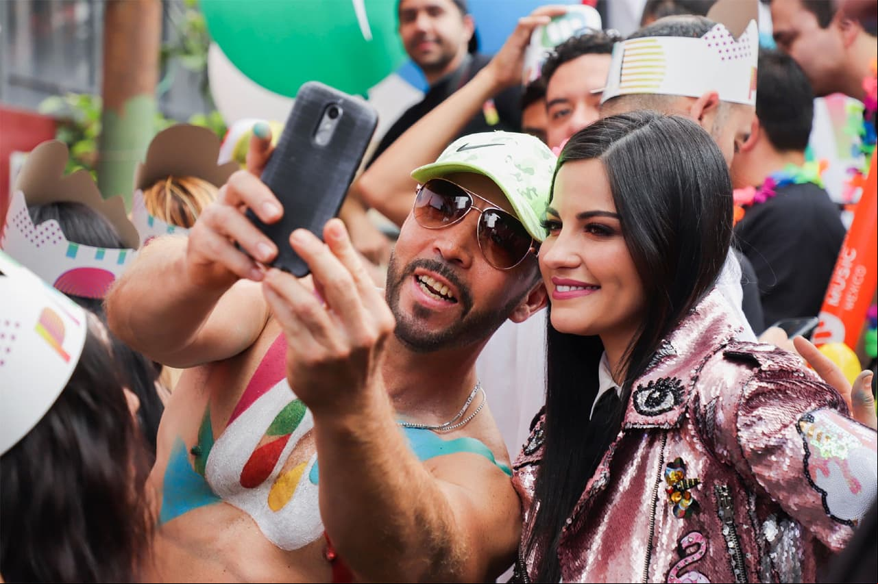 Maite Perroni está agradecida por el apoyo que le ha brindado la comunidad desde los inicios de su carrera.