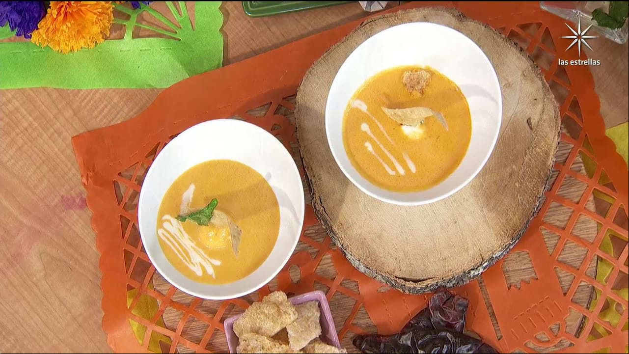 Receta mexicana: Crema de chicharrón