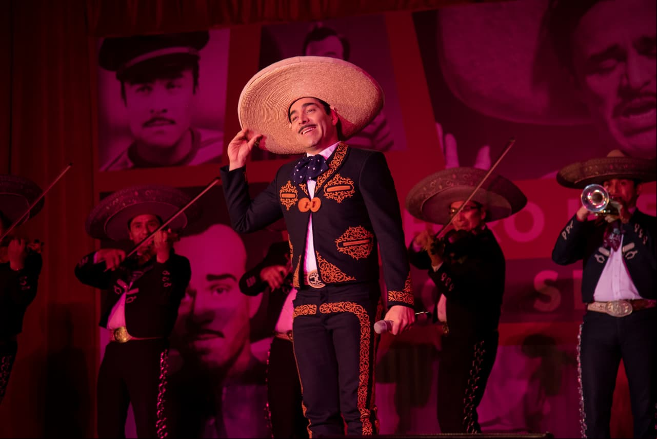Omar Chaparro revela que recibió amenazas por interpretar a Pedro Infante: 'Me lastimaron'