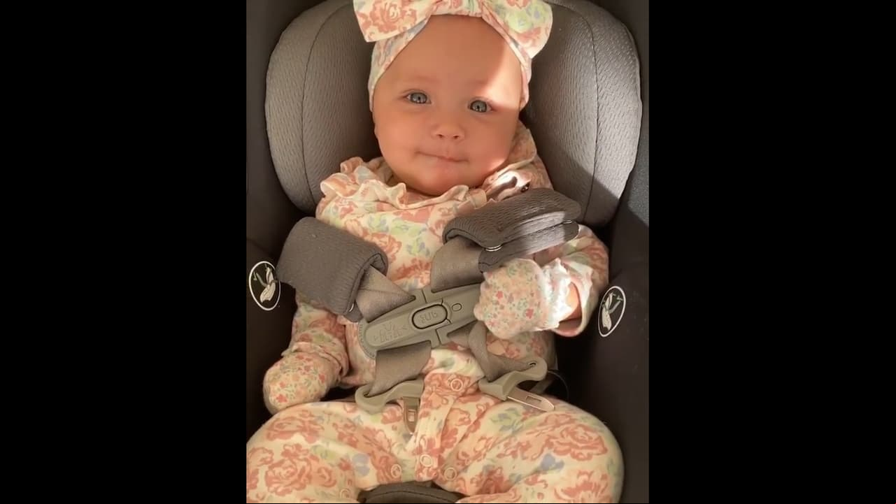 “¡¡¡Hoy hace cuatro meses llegaste a nuestras vidas!!! ¡Y no hay palabras para describir lo que significas en mi vida! ¡Llegaste a revolucionar mi mundo! ¡Eres y serás el amor más grande que jamás conocí, gracias por existir! Te amo por siempre y para siempre mi amada Bella Seely”, precisó la actriz, quien también le dedicó un mensaje en su cuenta oficial de Instagram.
