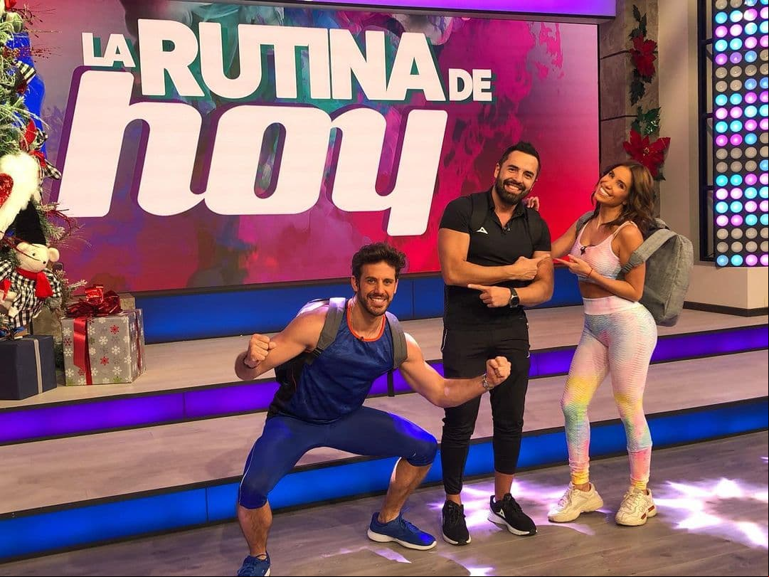 En el matutino, Lambda también motiva al público a cuidar de su salud, por lo que siempre participa en las rutinas de ejercicio que aparecen en pantalla.