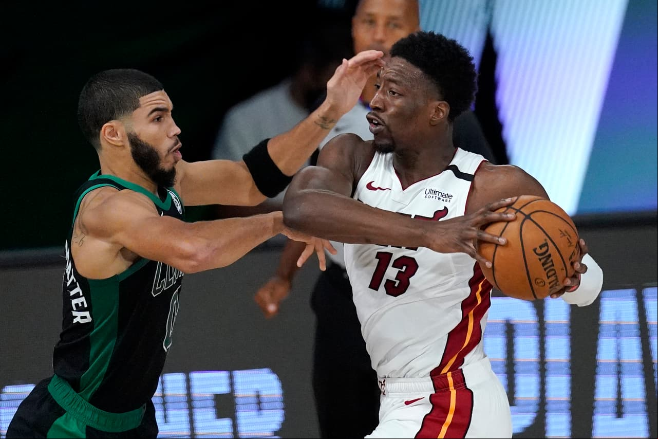 Miami consigue venir de atrás para vencer 117-114 a los Celtics y pegan en el primer partido de las finales de conferencia.