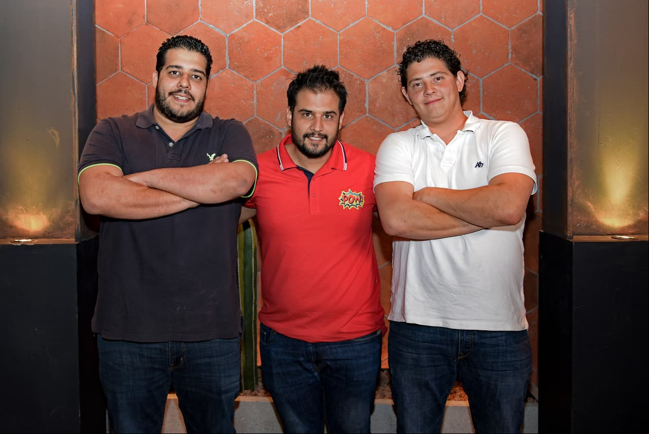 La familia Gudiño es originaria de la Ciudad de México. Está integrada por Daniel, Javier y Farid.