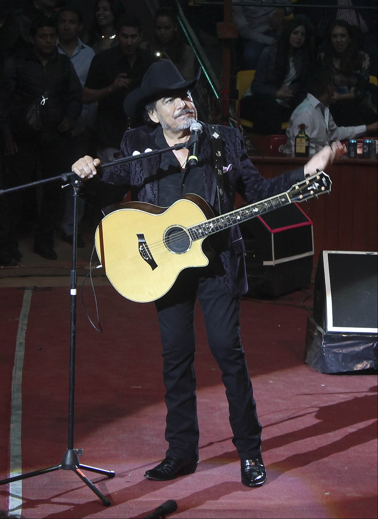 Hijos de Joan Sebastian lo recuerdan a tres años de su muerte